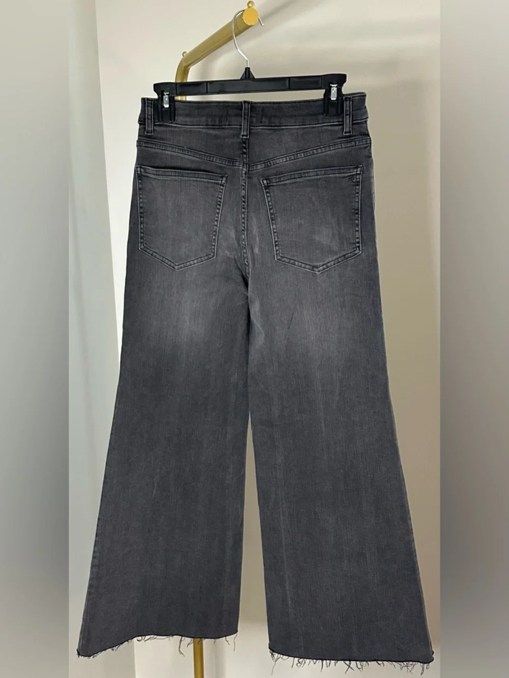 EUC! Madewell Flared Wide-Leg Crop Jeans in Black Chasm Wash Worn once!! - Picture 8 of 12